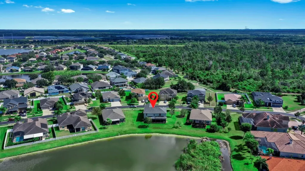 2429 Cumberland Cliff Drive Ruskin FL 33570