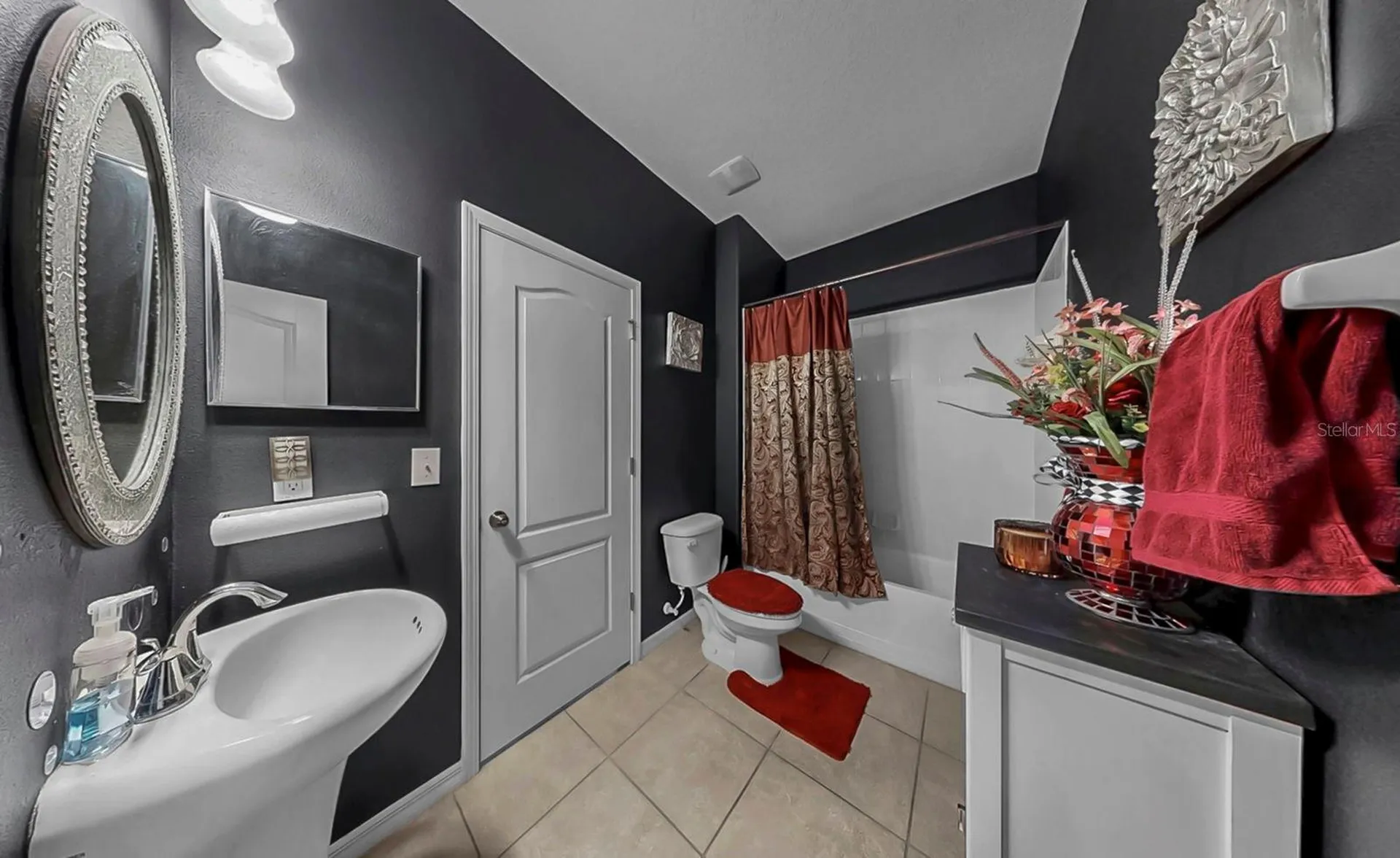 2429 Cumberland Cliff Drive Ruskin FL 33570