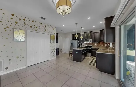 2429 Cumberland Cliff Drive Ruskin FL 33570