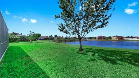 2429 Cumberland Cliff Drive Ruskin FL 33570