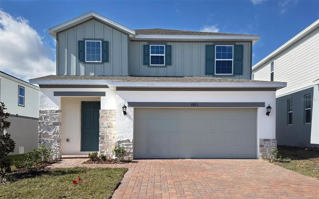 6863 Spanish Imperial Street Howey In The Hills FL 34737