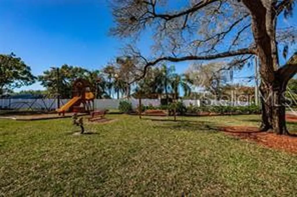 3300 Fox Chase Circle N Palm Harbor FL 34683