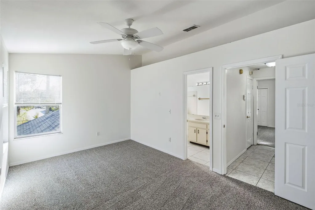 6040 Scotchwood Glen Orlando FL 32822