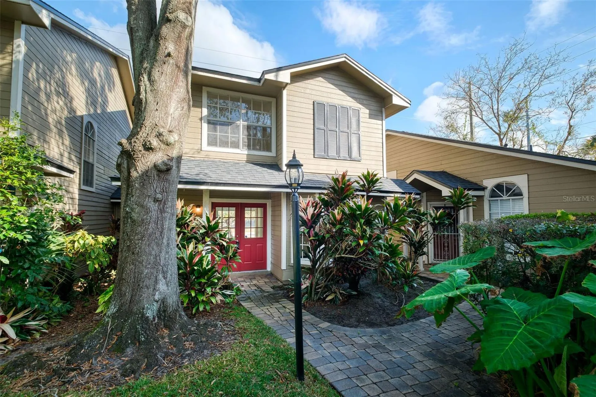6040 Scotchwood Glen Orlando FL 32822