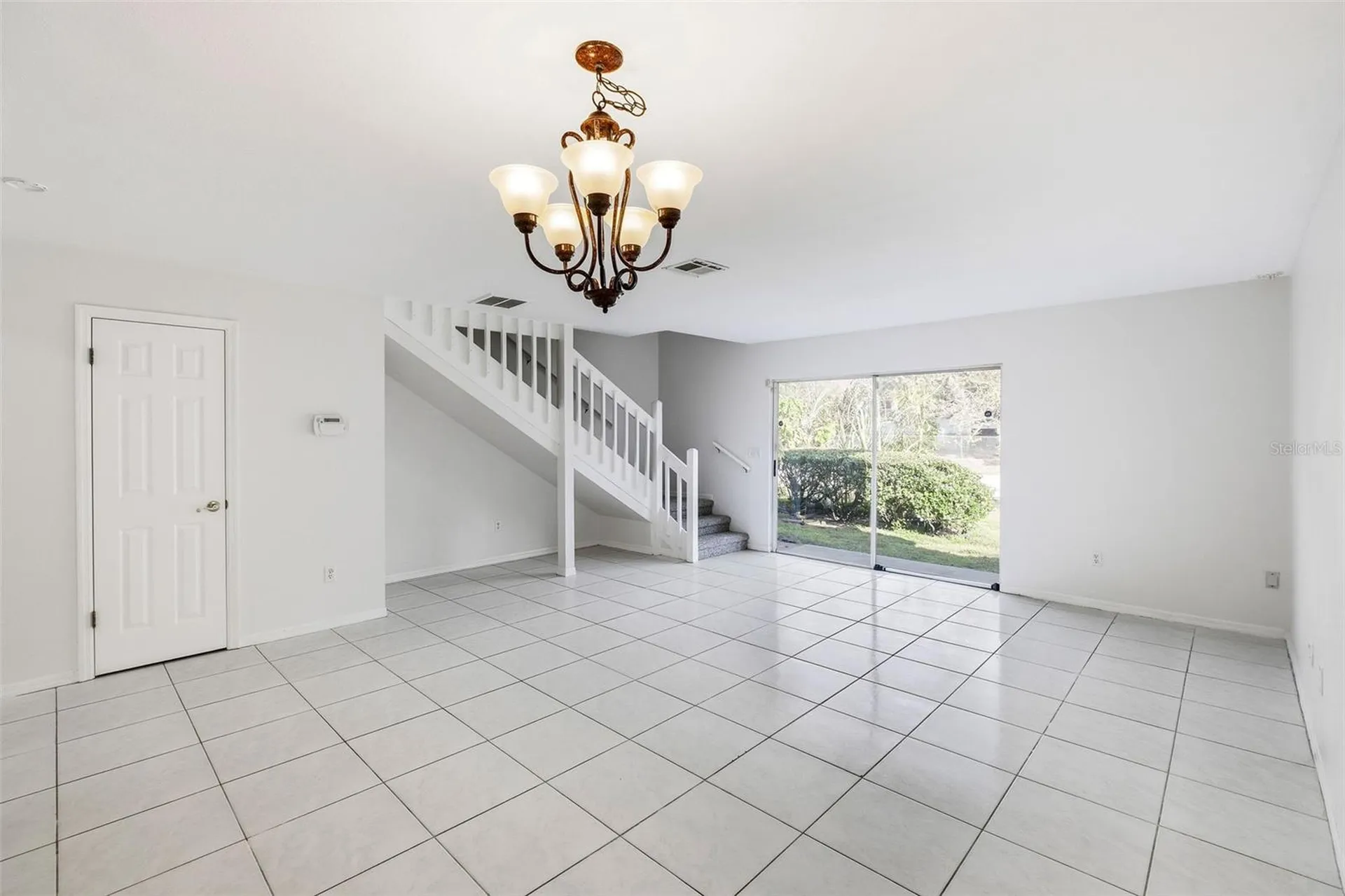 6040 Scotchwood Glen Orlando FL 32822