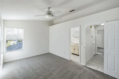 6040 Scotchwood Glen Orlando FL 32822