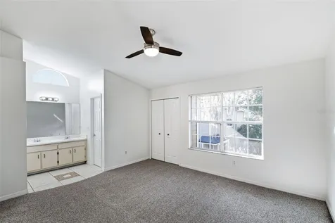 6040 Scotchwood Glen Orlando FL 32822