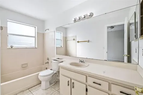 6040 Scotchwood Glen Orlando FL 32822