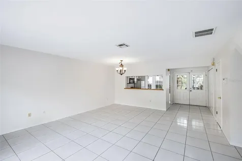 6040 Scotchwood Glen Orlando FL 32822