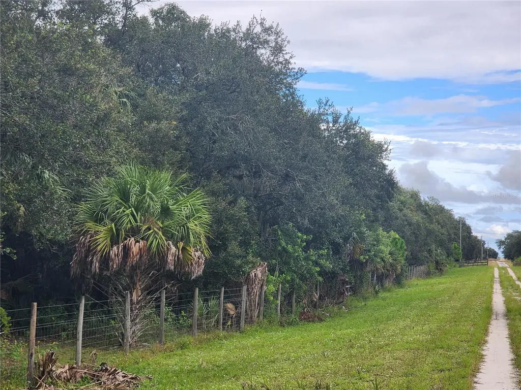 3945 County Road 833 Clewiston FL 33440