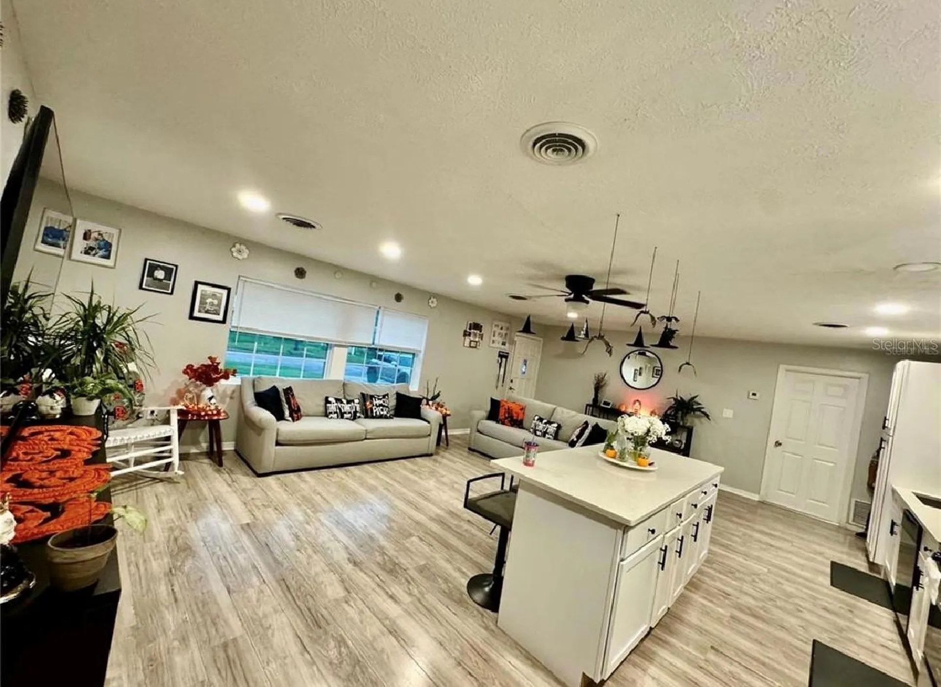 5832 Holmes Drive Orlando FL 32808