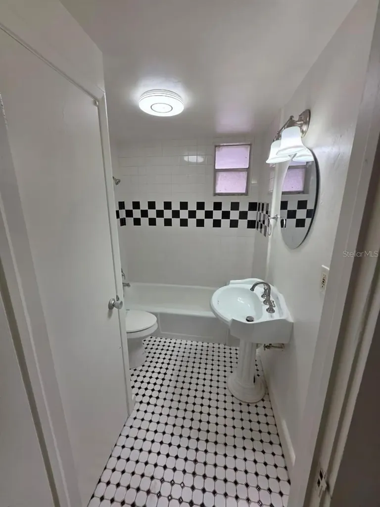 1604 N Osceola Avenue Clearwater FL 33755