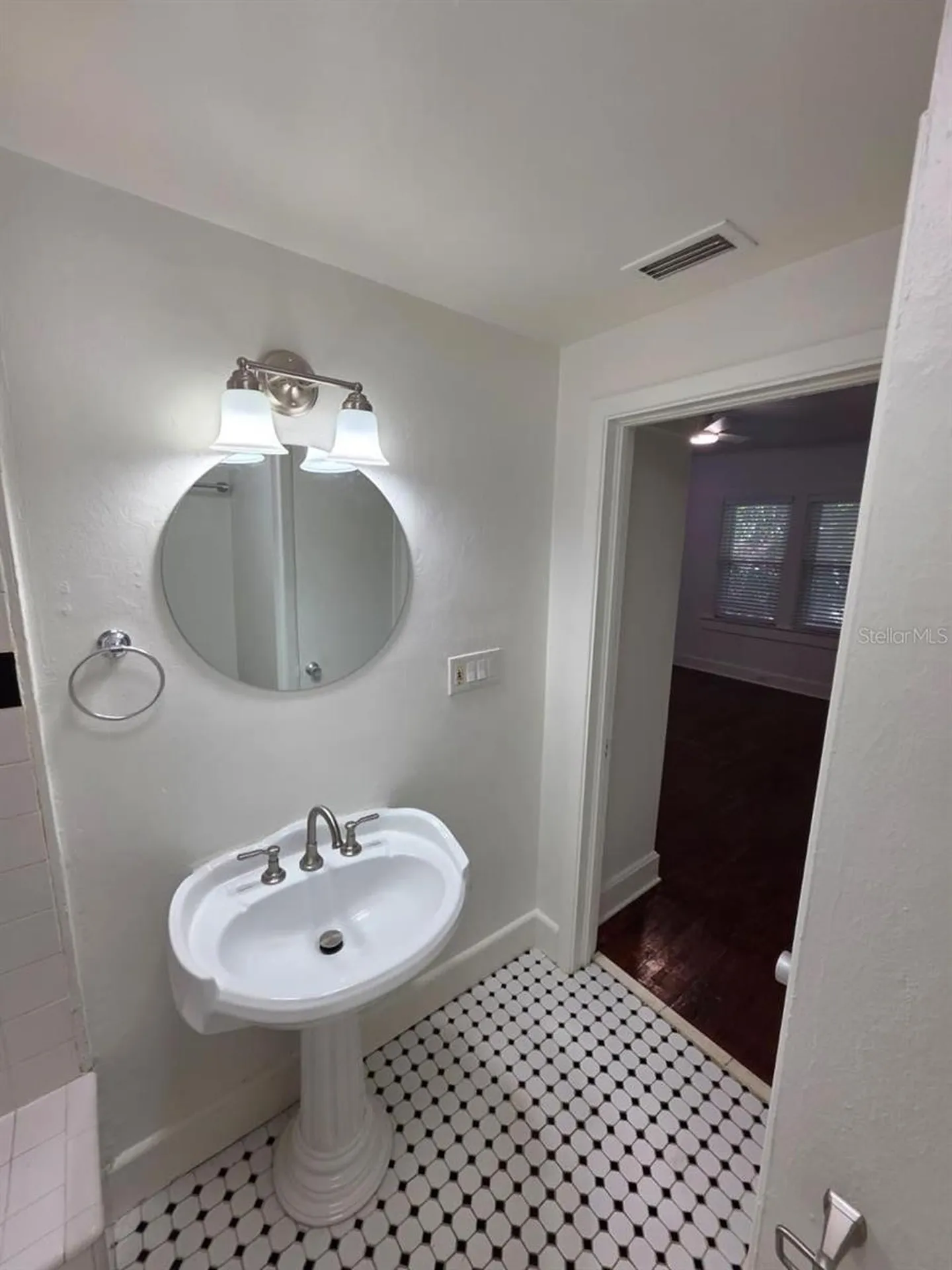 1604 N Osceola Avenue Clearwater FL 33755