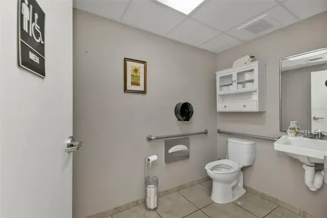 128 W Charlotte Avenue Punta Gorda FL 33950