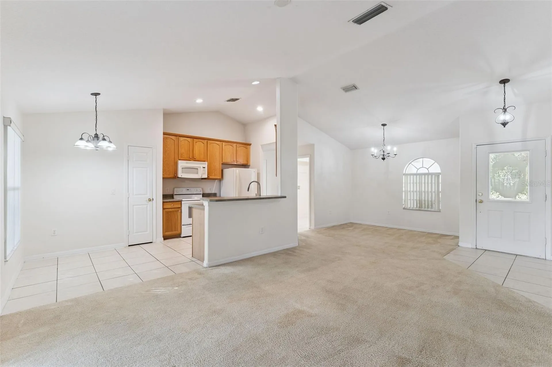 3042 Wild Pepper Avenue Deltona FL 32725