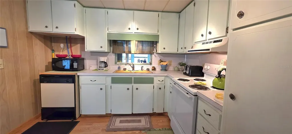 37438 Ray Drive Zephyrhills FL 33541
