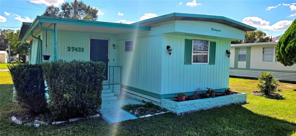 37438 Ray Drive Zephyrhills FL 33541