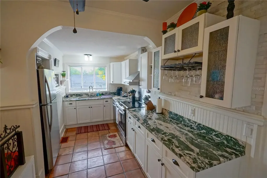 229 E 6th Avenue Mount Dora FL 32757