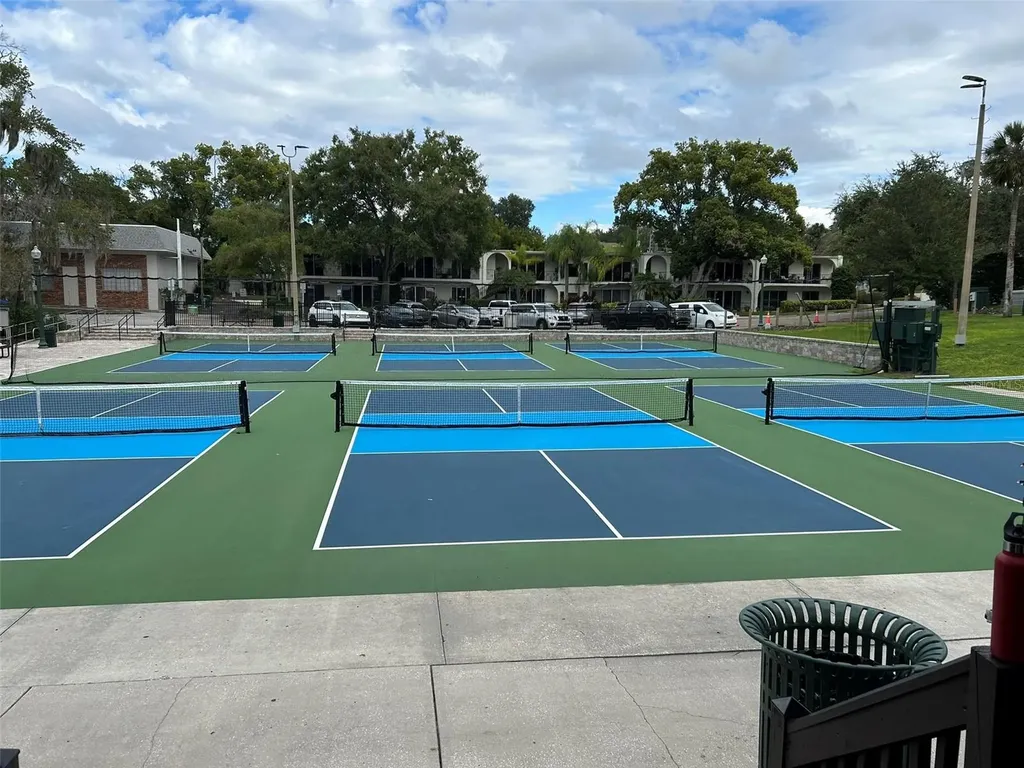 229 E 6th Avenue Mount Dora FL 32757