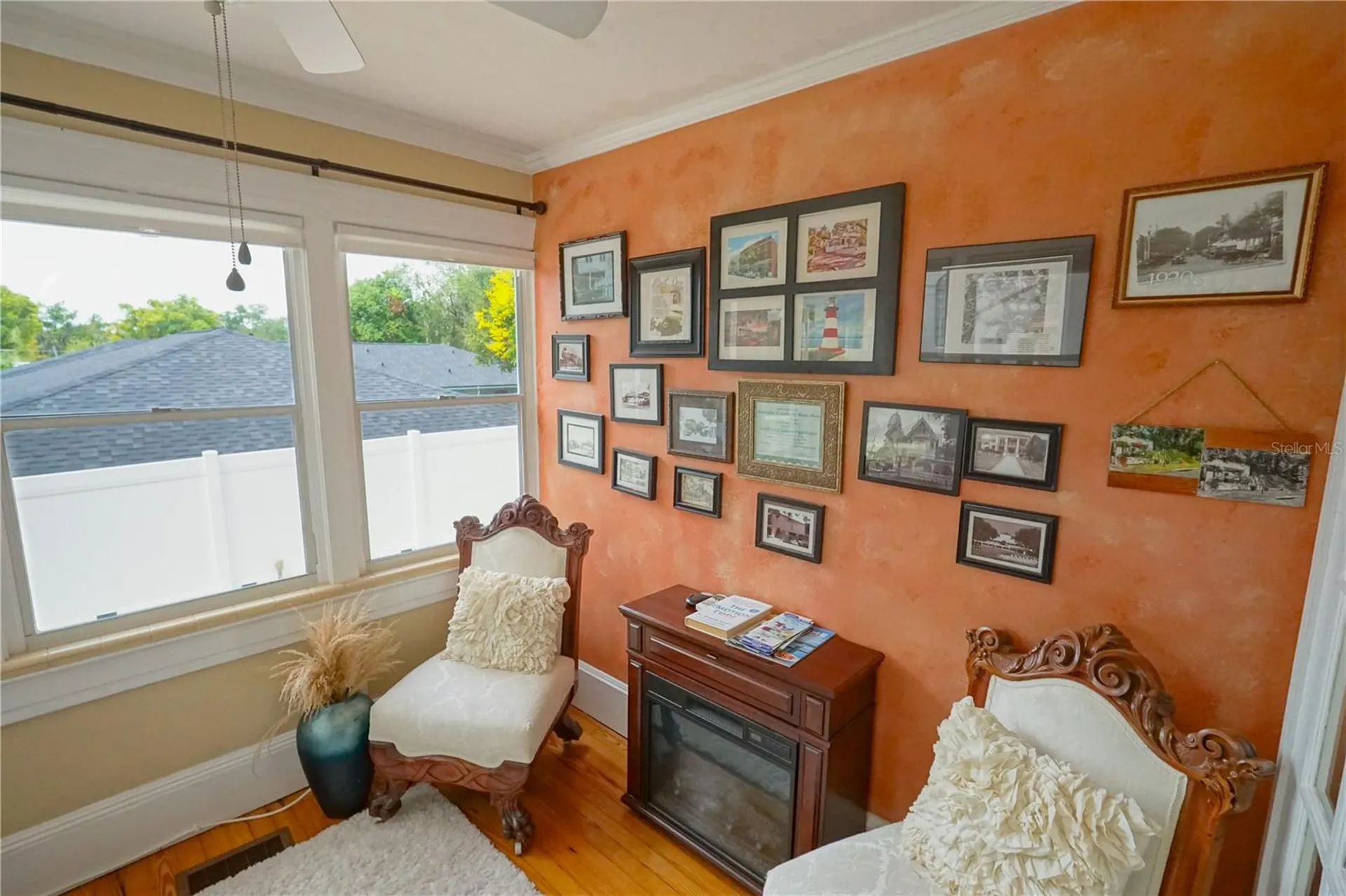 229 E 6th Avenue Mount Dora FL 32757
