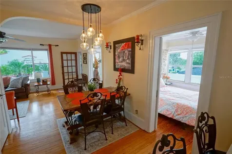 229 E 6th Avenue Mount Dora FL 32757