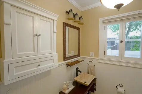 229 E 6th Avenue Mount Dora FL 32757