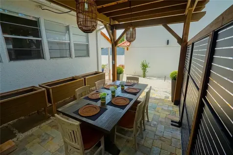 229 E 6th Avenue Mount Dora FL 32757