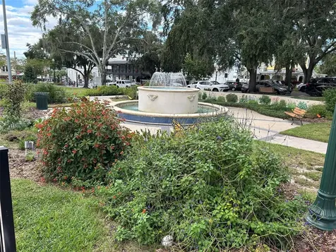 229 E 6th Avenue Mount Dora FL 32757