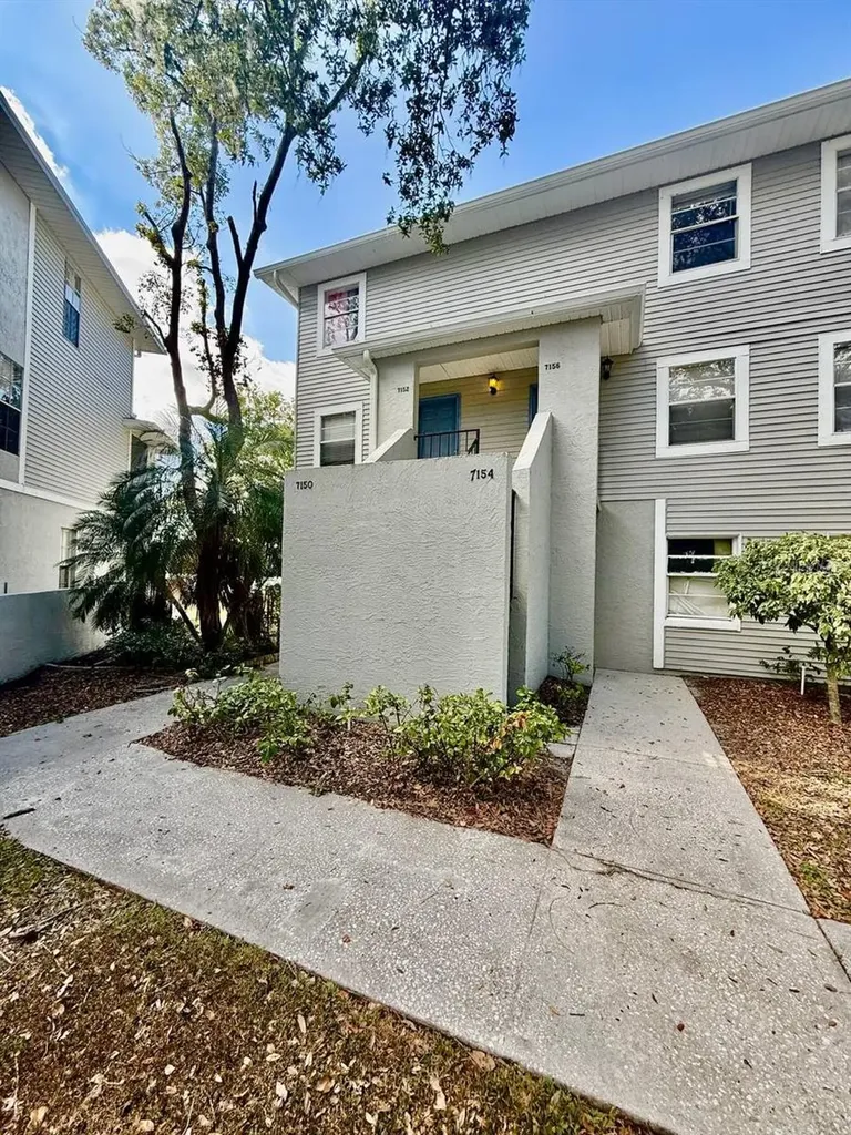 7156 E Bank Drive Tampa FL 33617
