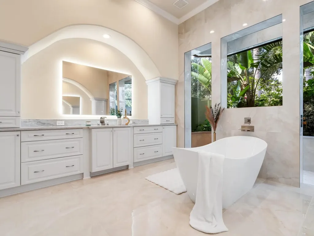 8309 Farington Court Bradenton FL 34202