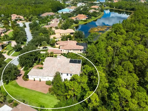 8309 Farington Court Bradenton FL 34202