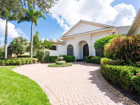 8309 Farington Court Bradenton FL 34202