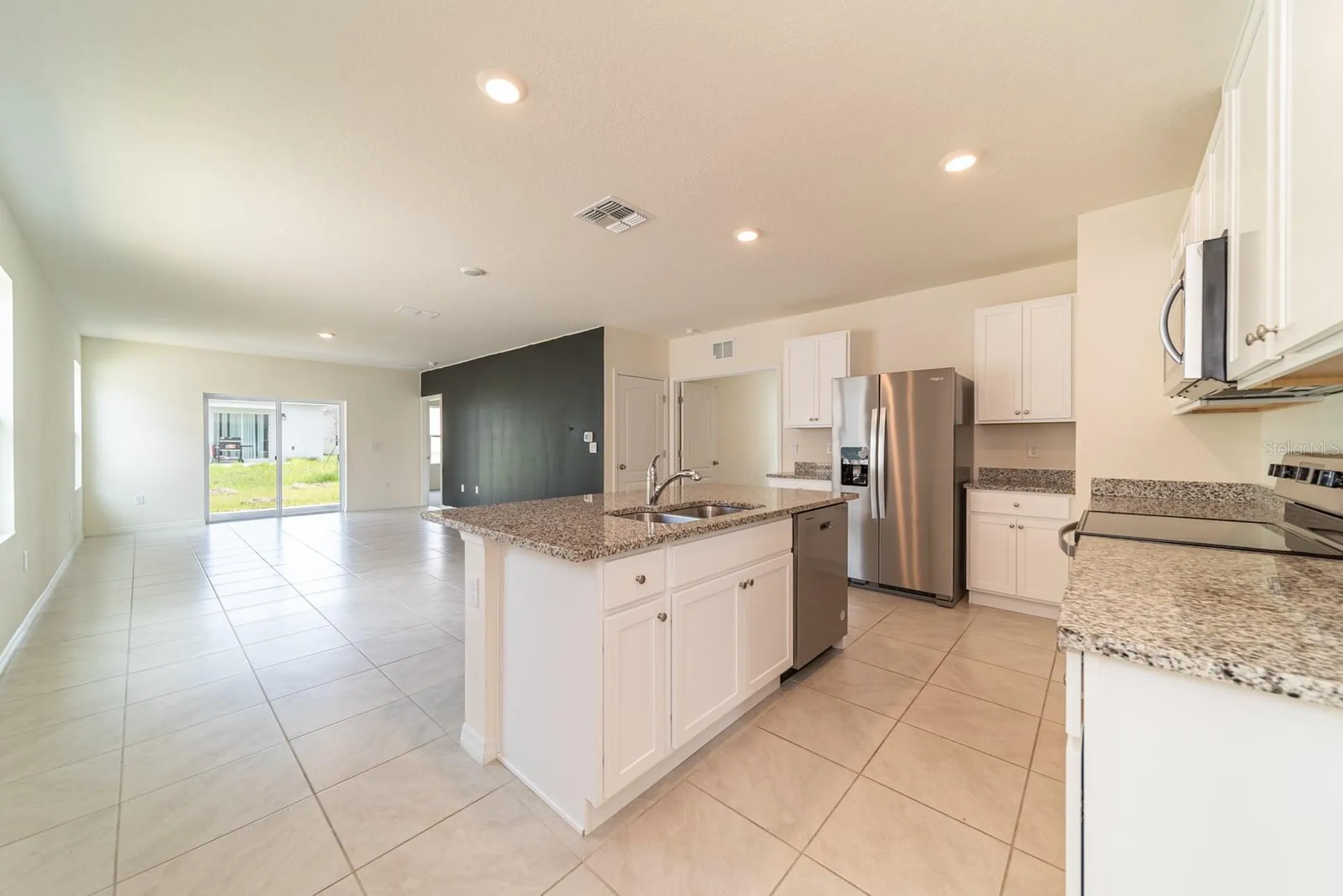 1181 Cascades Avenue Davenport FL 33837