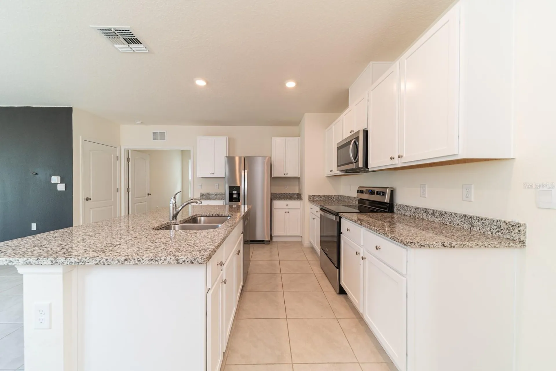 1181 Cascades Avenue Davenport FL 33837