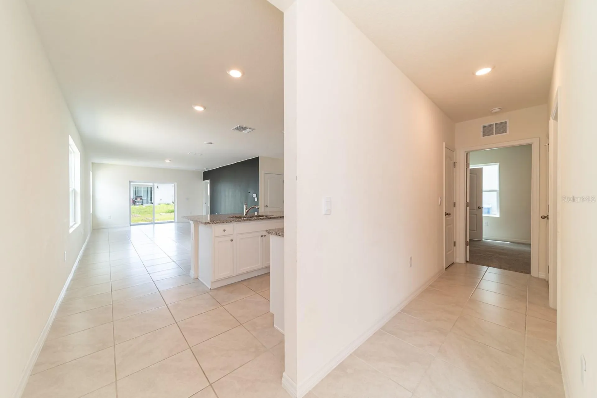 1181 Cascades Avenue Davenport FL 33837