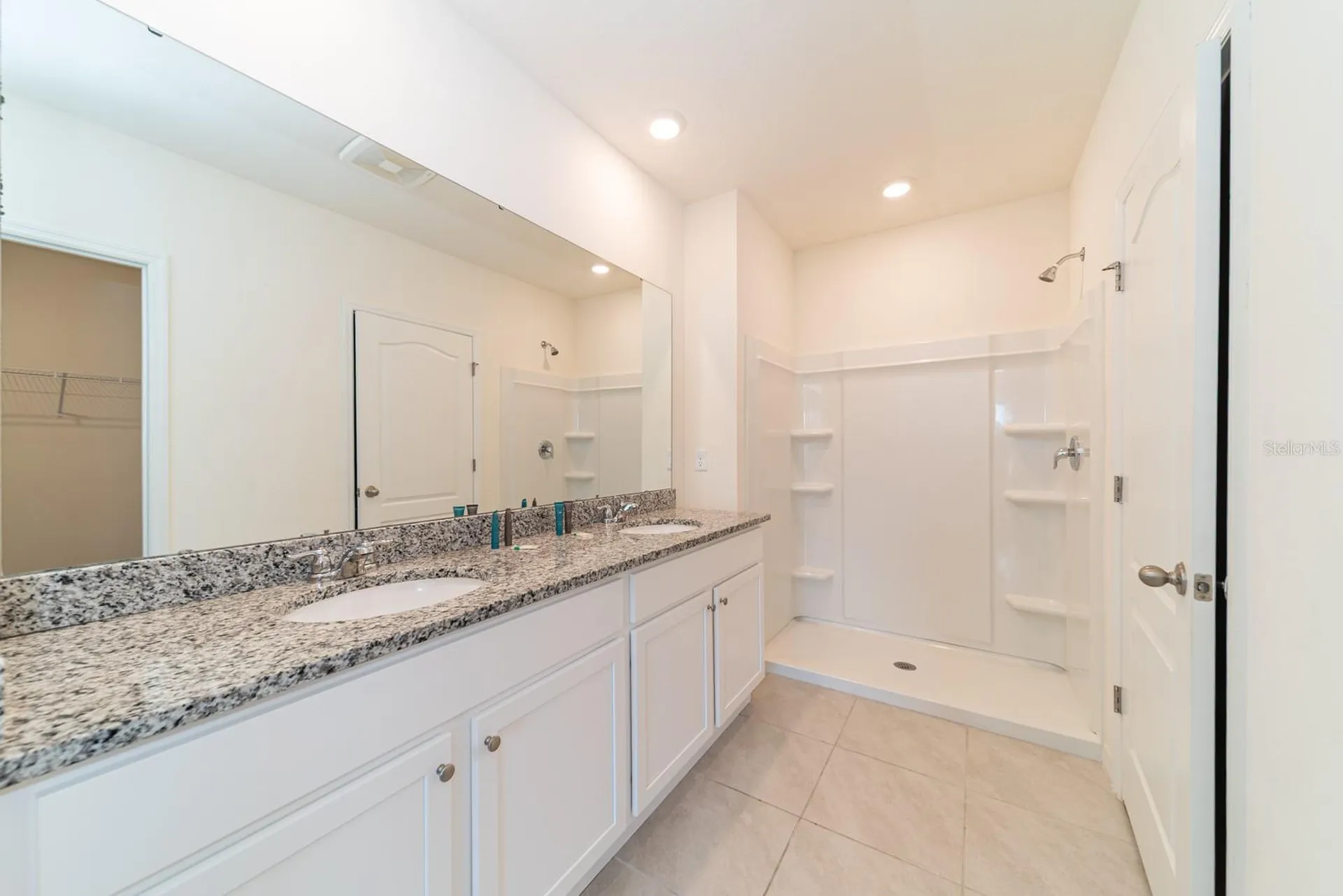 1181 Cascades Avenue Davenport FL 33837