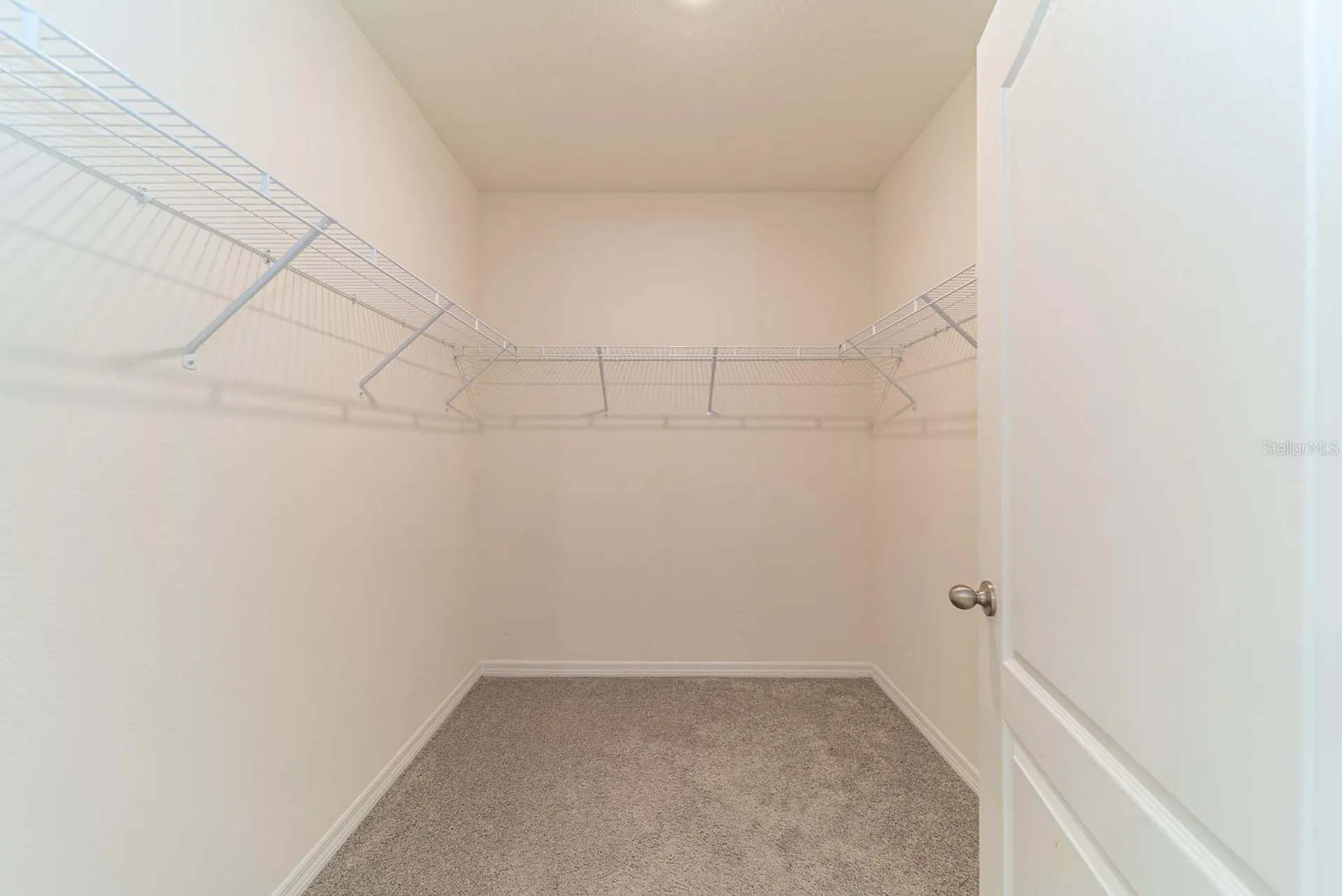 1181 Cascades Avenue Davenport FL 33837