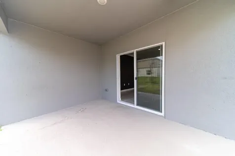 1181 Cascades Avenue Davenport FL 33837