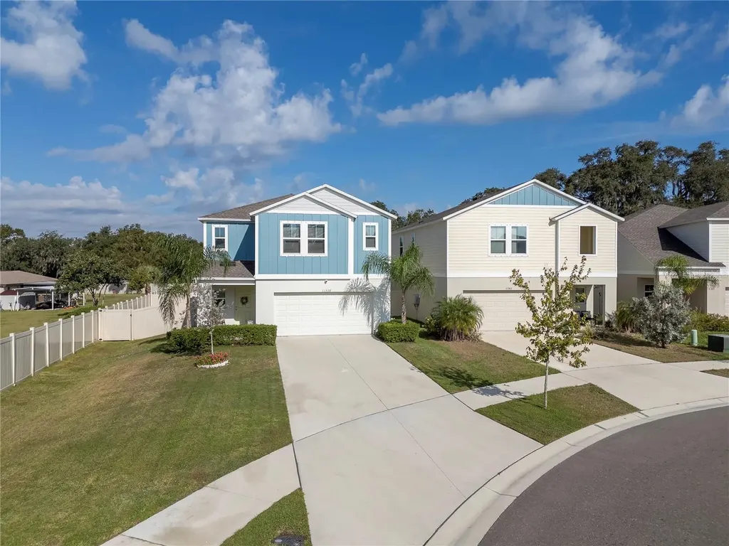11338 Brook Edge Avenue Riverview FL 33569