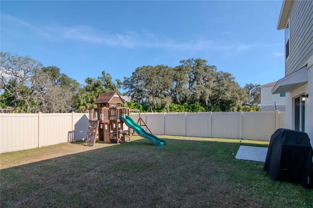 11338 Brook Edge Avenue Riverview FL 33569