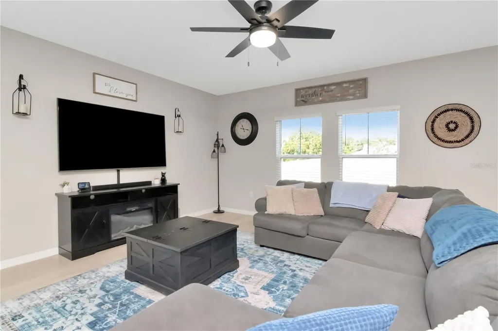 11338 Brook Edge Avenue Riverview FL 33569