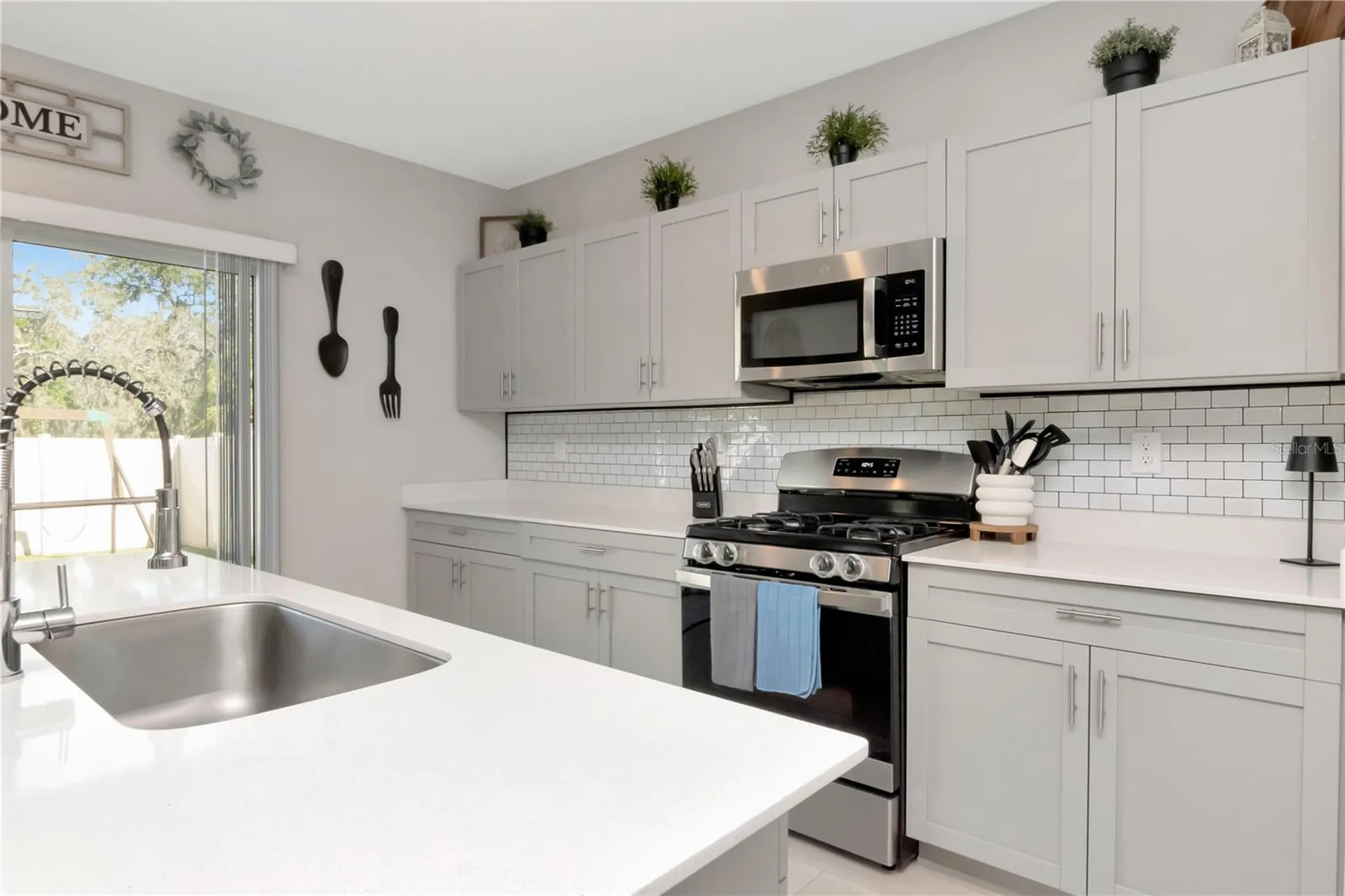 11338 Brook Edge Avenue Riverview FL 33569