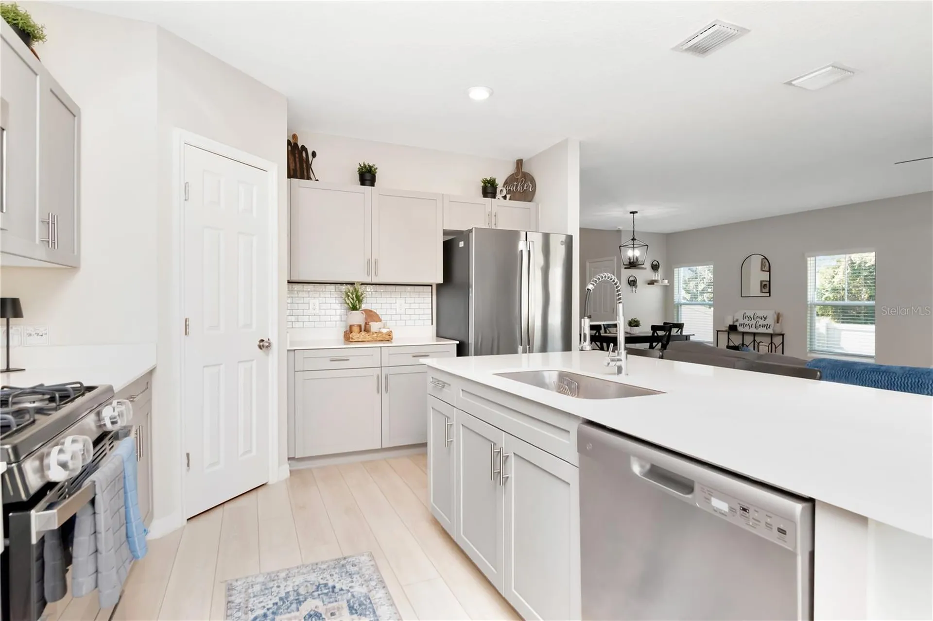11338 Brook Edge Avenue Riverview FL 33569
