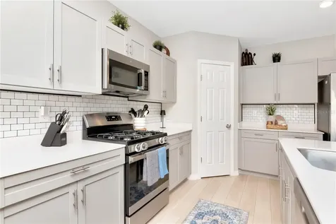11338 Brook Edge Avenue Riverview FL 33569