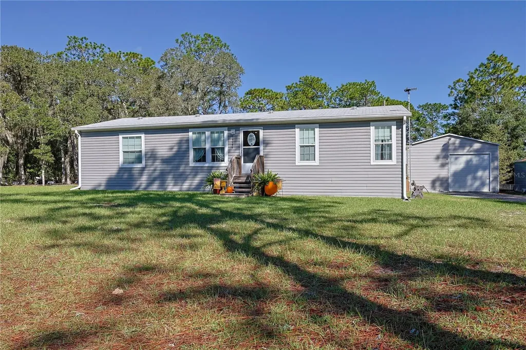 13155 SW 95th Street Dunnellon FL 34432