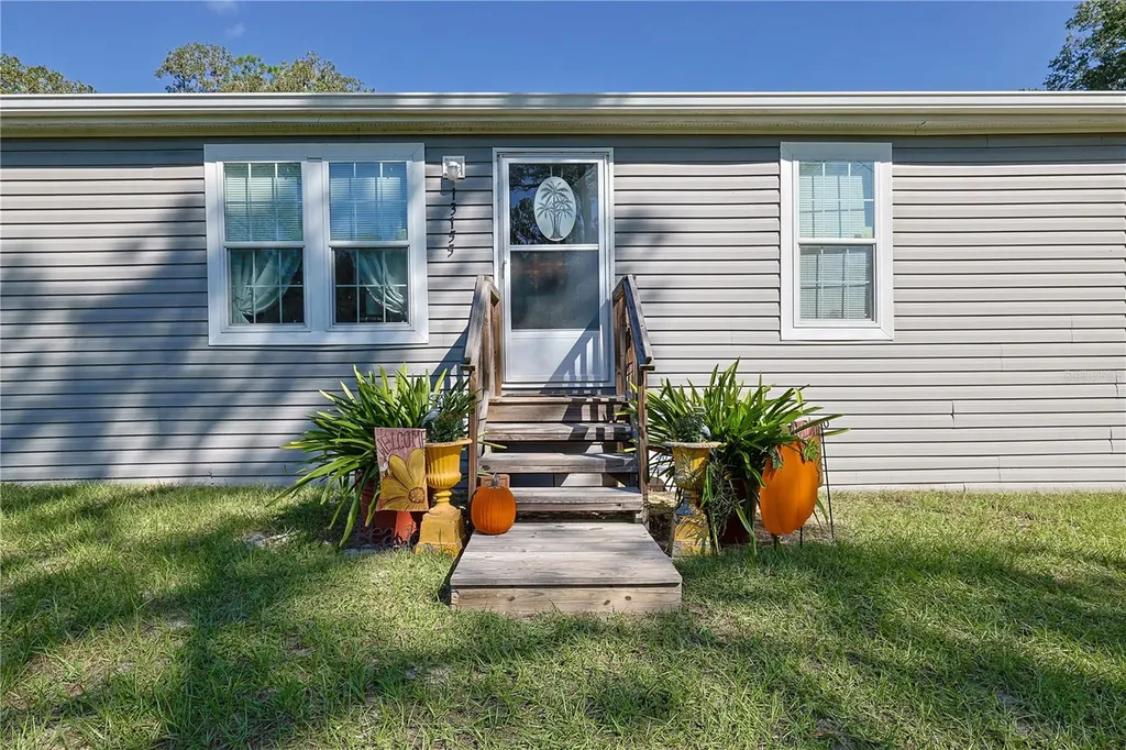 13155 SW 95th Street Dunnellon FL 34432