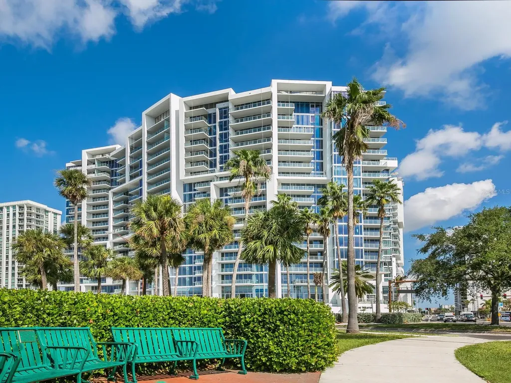 1821 Lincoln Drive Sarasota FL 34236