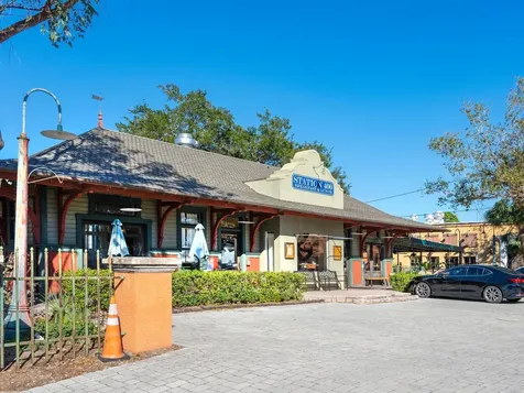 1821 Lincoln Drive Sarasota FL 34236