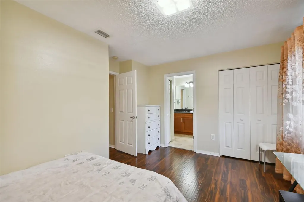 1637 Gray Bark Drive Oldsmar FL 34677