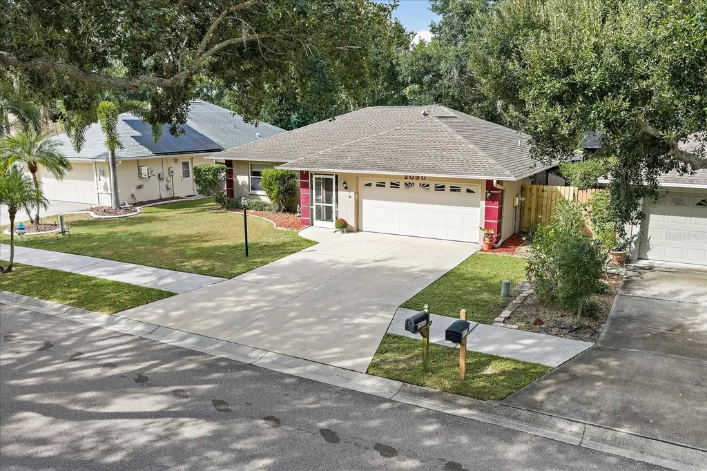 2030 Old Trevor Way Sarasota FL 34232